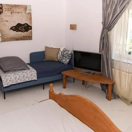 - Estate - 3 , Up To 15 Guest, 3000 Sqm - Near Tokaj & Tisza Tiszatardos